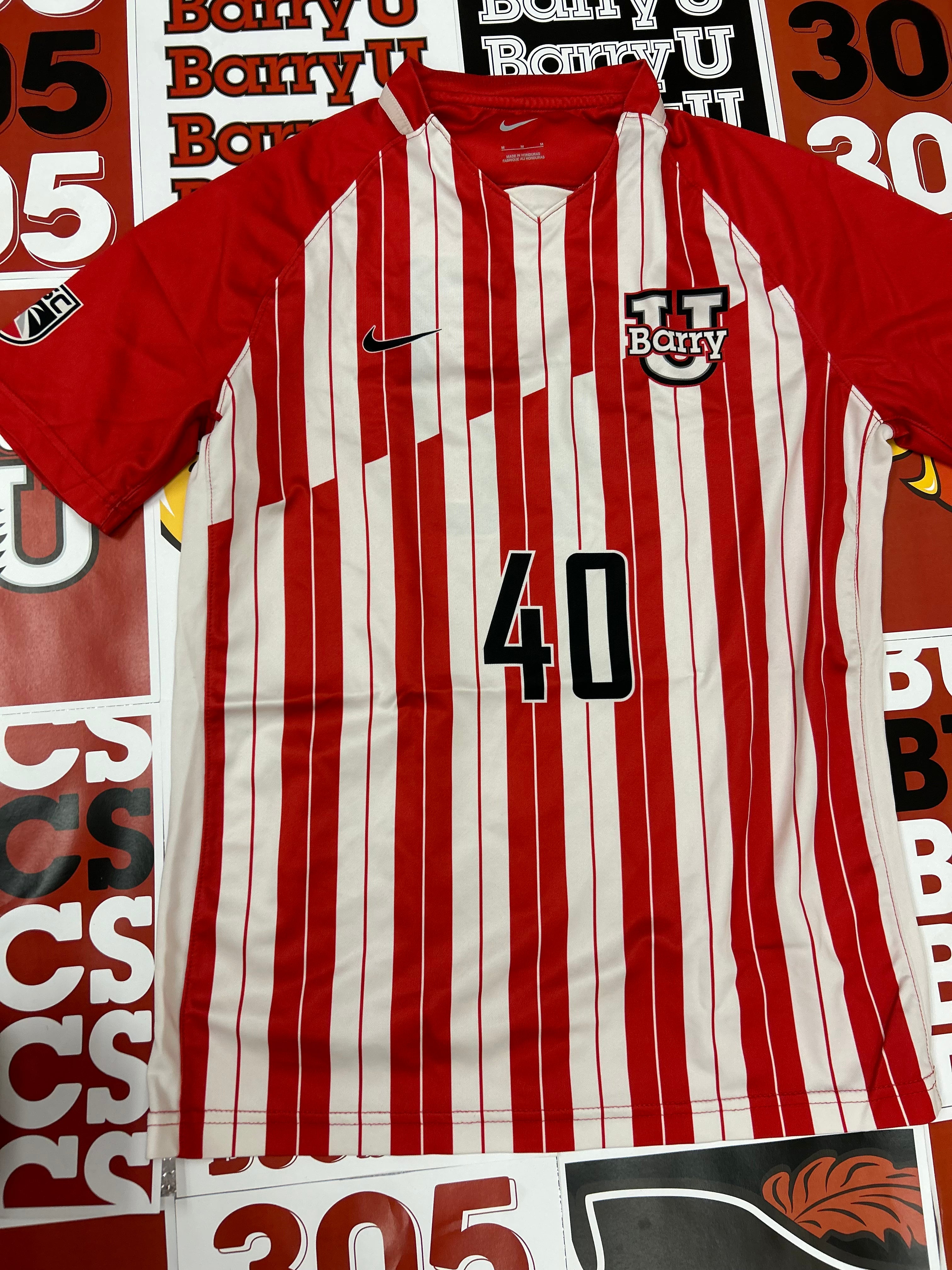Red and white jersey #40