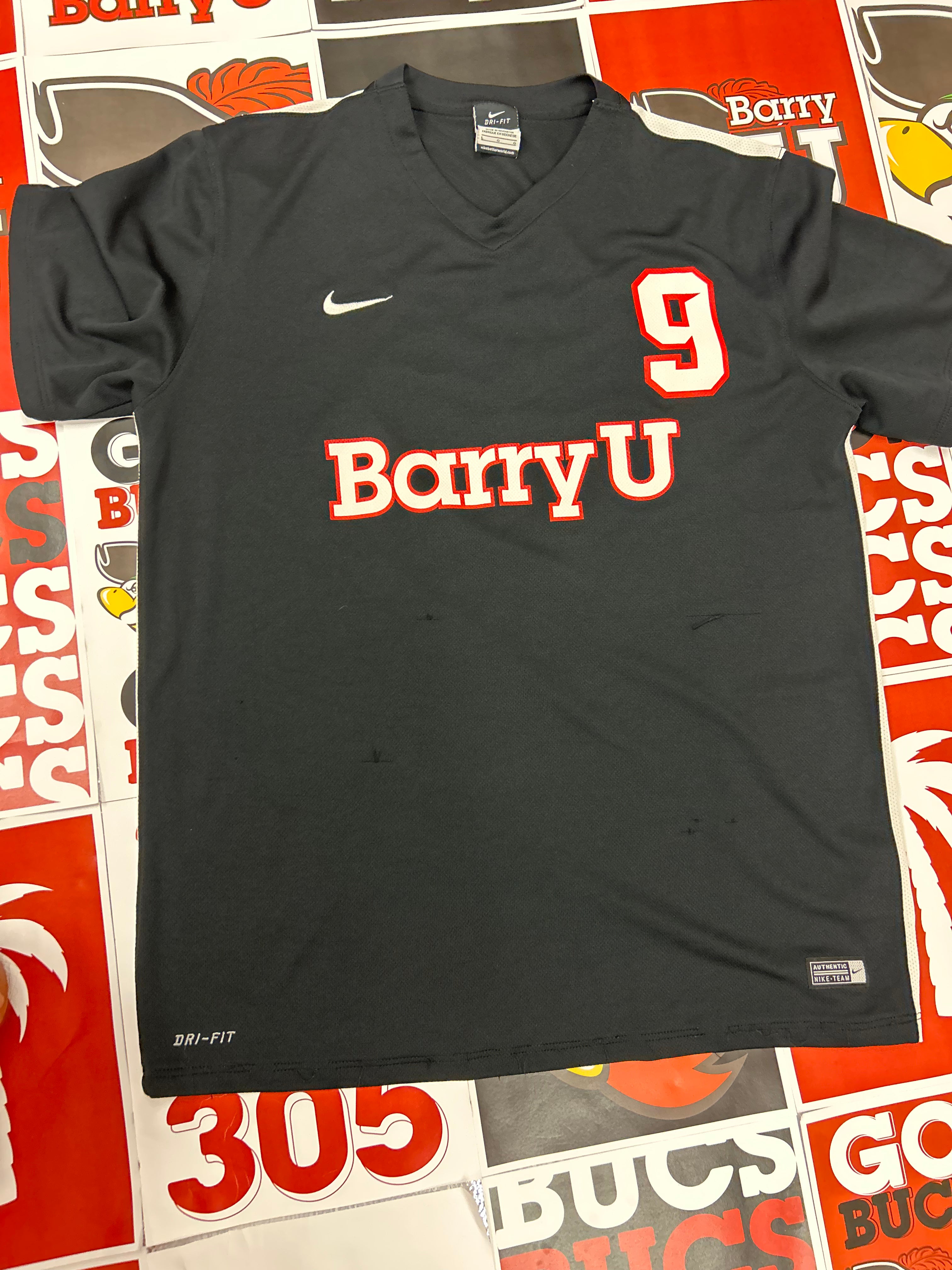 Retro 2016 - Black jersey #9