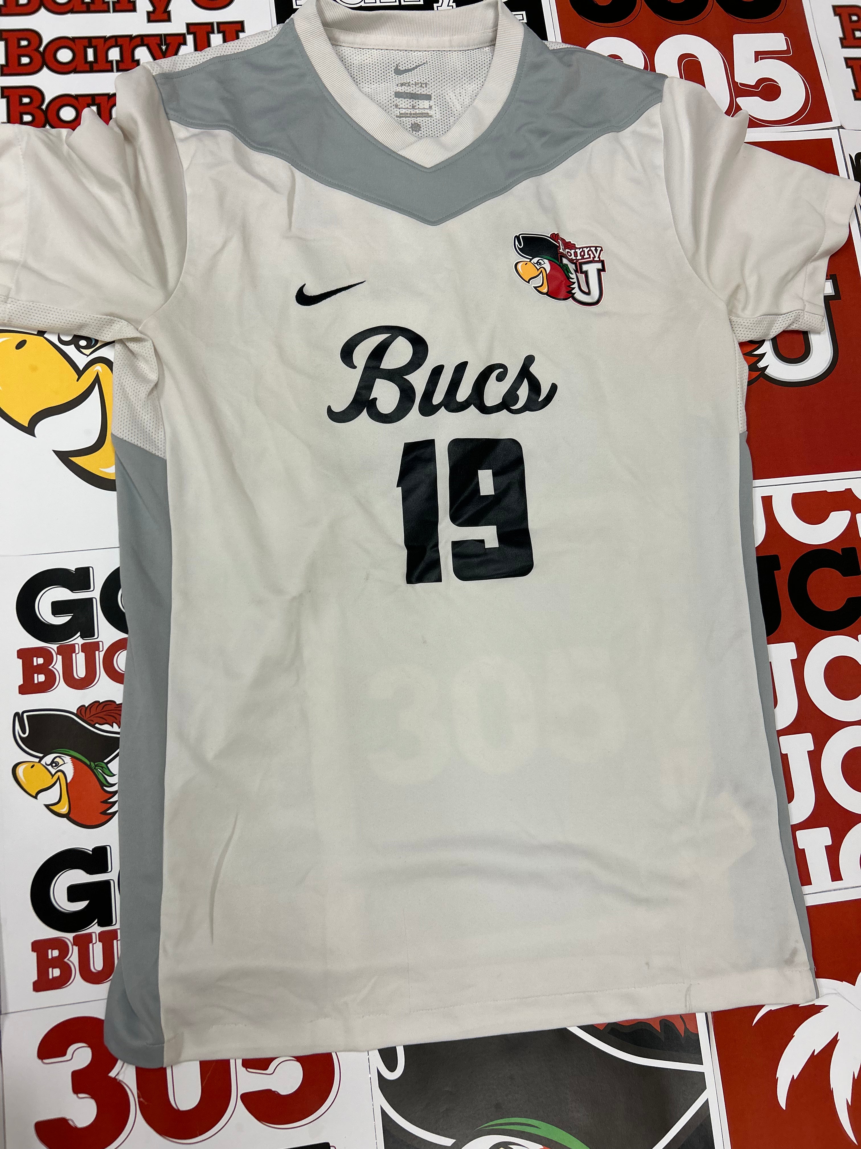 White jersey gray neck #19